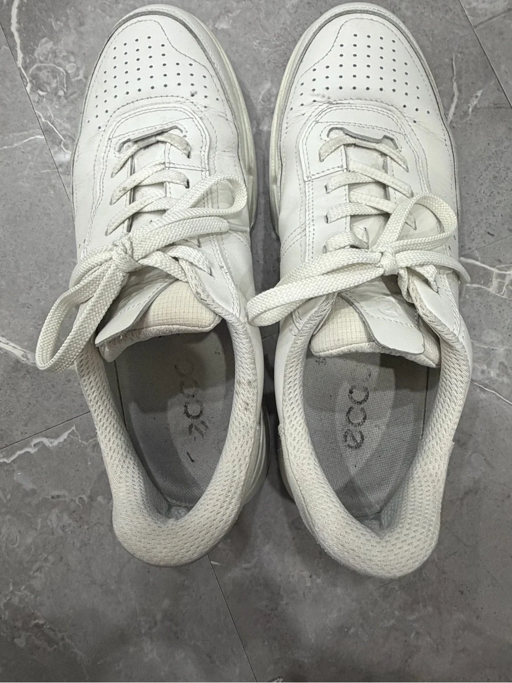 ECCO Street Court Mens Leather Sneakers LaceUp Shoe Trainers EU 44/10-10.5 White